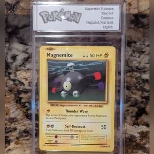 Magnemite Pokémon Card